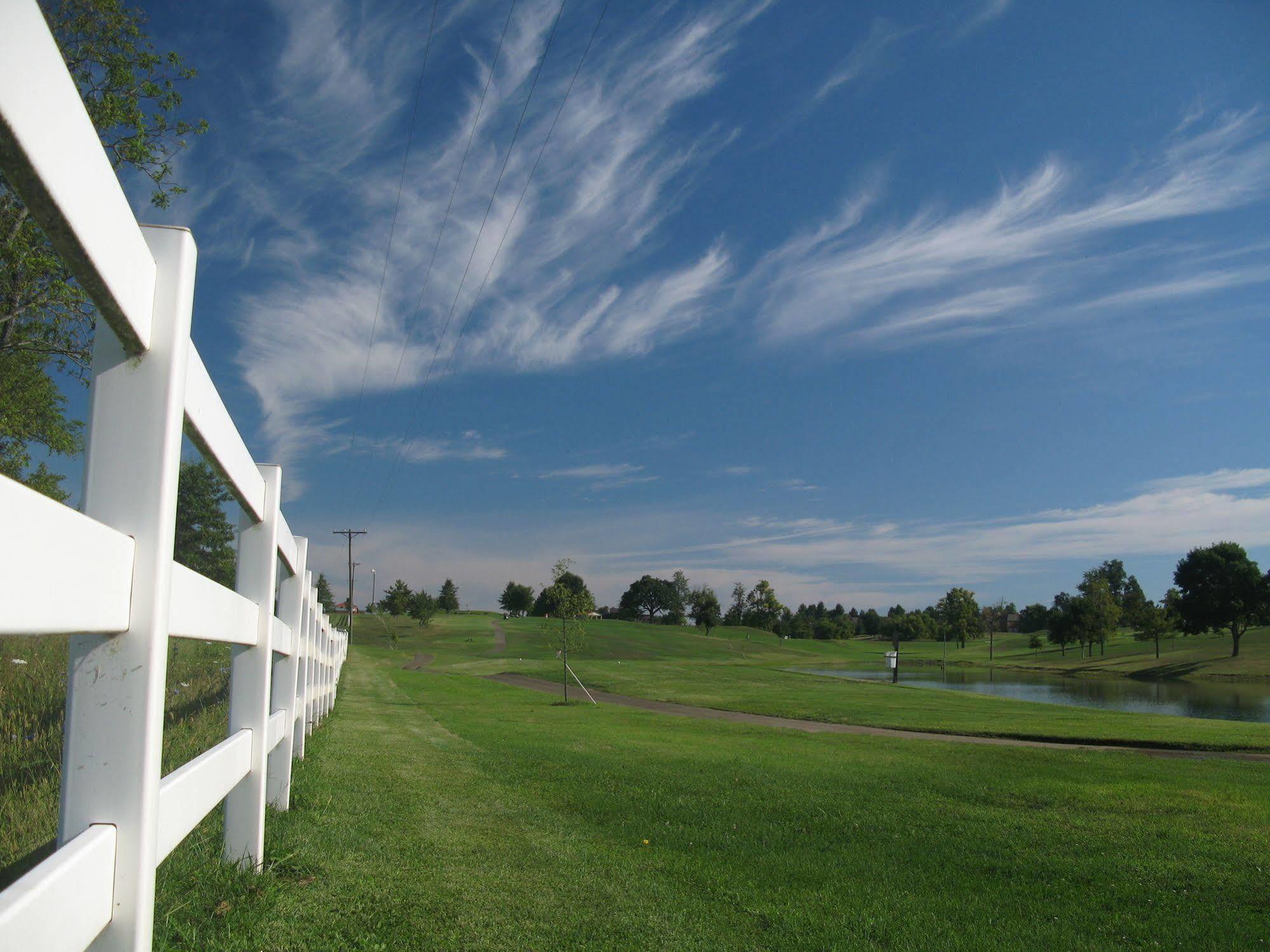 Bright Leaf Golf Resort Harrodsburg Exteriér fotografie